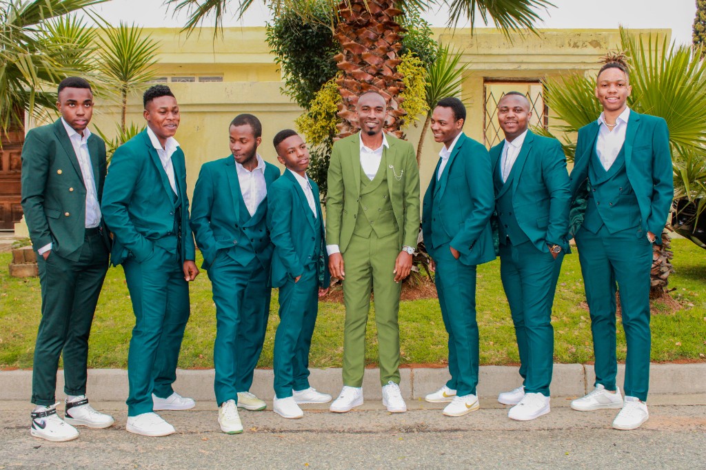 Groomsmen